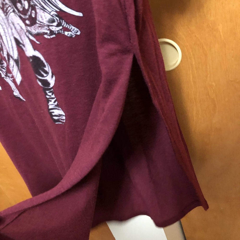 Maroon Marvel Tee - Picture 3 of 5